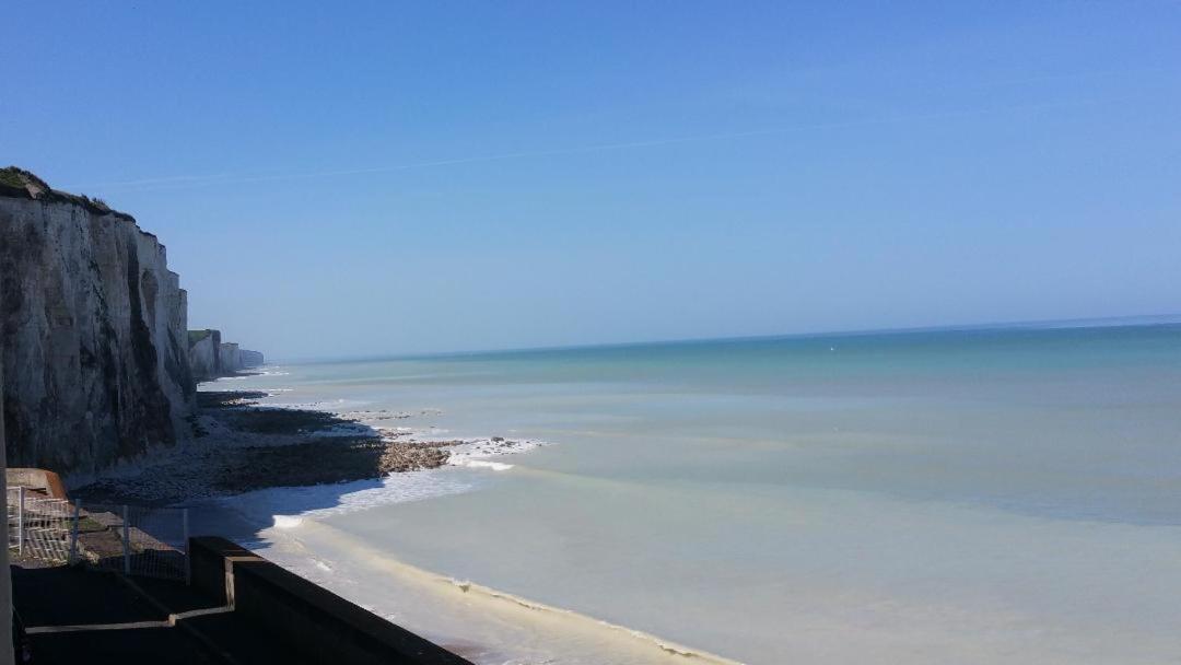 Le Rayon Vert Ault Exterior photo